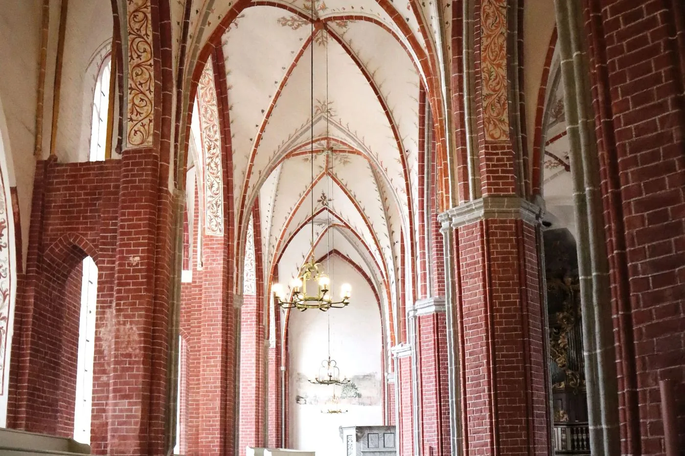 Kircheninnenraum, Sinnbild katholischer Publizistik